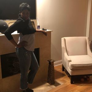 Meet your Posher, Candis